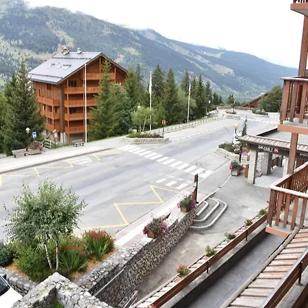Meribel: 2p, 4 Pers, Proche Commerces Et Pistes - Fr-1-180-80 Apartment